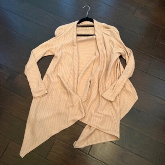 New NWT Banana Republic Long sleeve ribbed waterfall cardigan size small - Picture 2 of 4